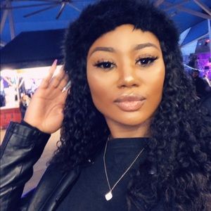 Meet your Posher, Leah